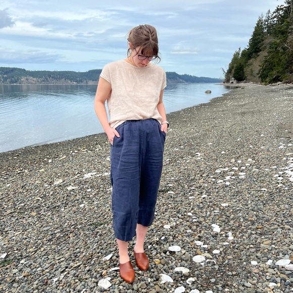 SOLD Pleated Linen Trousers - Picture 2 of 10